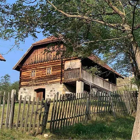 Etno Brvnara Tamara Casa de Férias